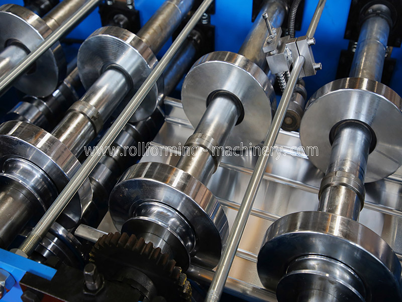 Standing Seam Roofing Roll Forming Machine Standing Seam Roofing Roll Forming Machine